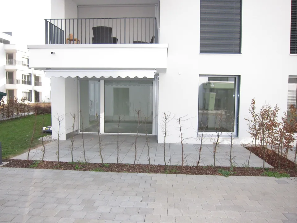 Moderne, helle Gartenwohnung im Rhypark zu vermieten