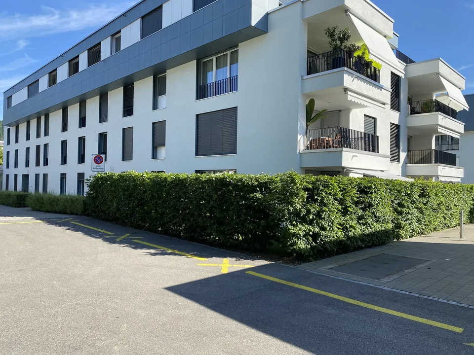 Moderne, helle Gartenwohnung im Rhypark zu vermieten