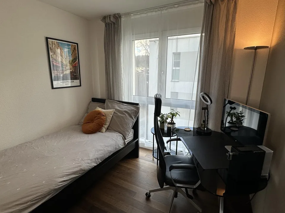 Room to let: Business Studio with private bathroom Zurich Airport