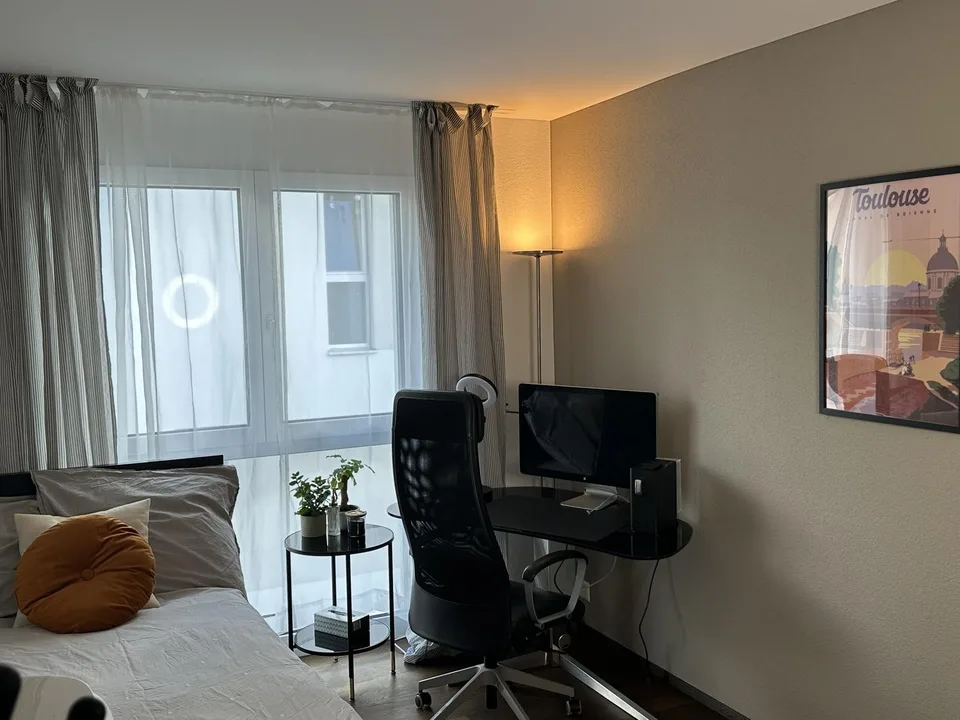 Room to let: Business Studio with private bathroom Zurich Airport