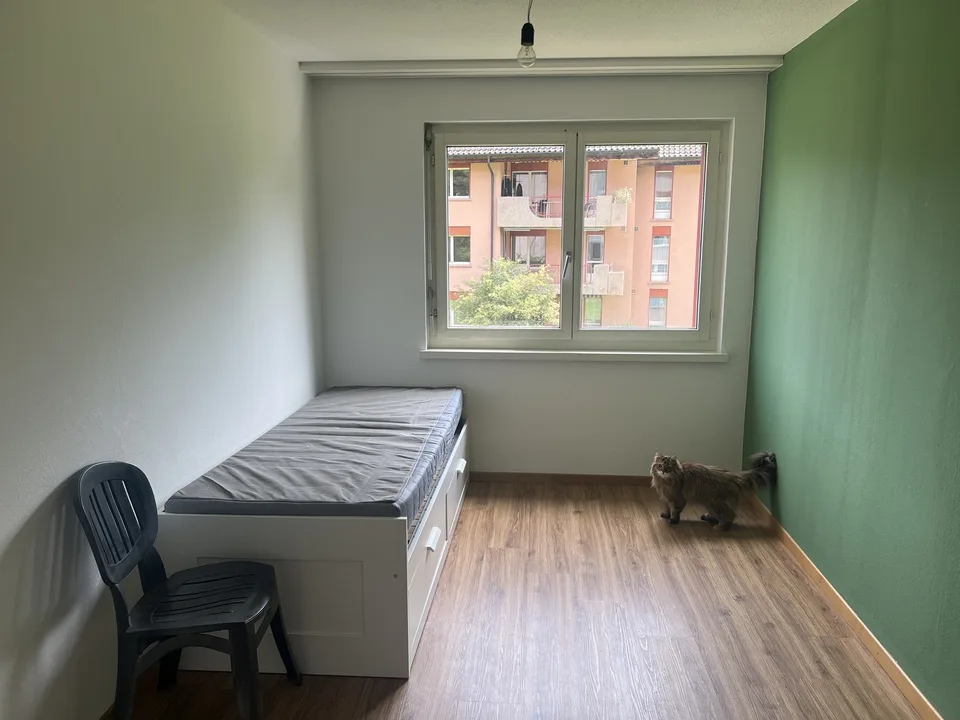 Helles, möbliertes WG-Zimmer mit eigenem Bad – ideal für Studierende