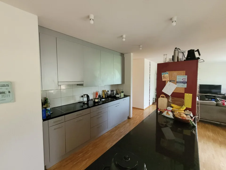 Room in lovely WG (temporary Sep-Oct)