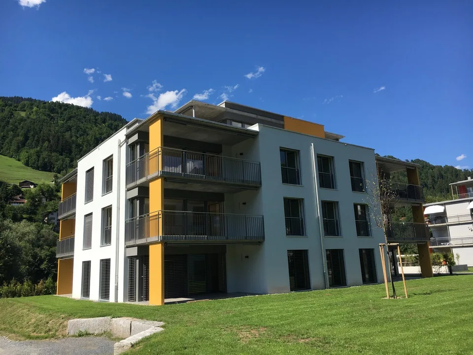 Auto-Einstellplatz an der Via Sorts in Ilanz