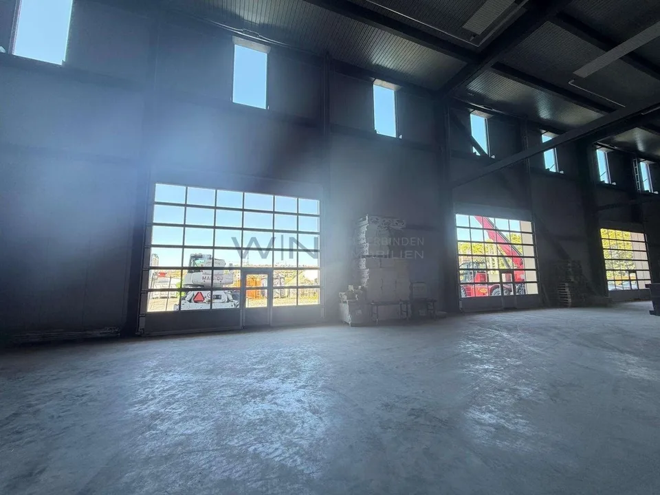 Neubauhalle mit 11.40 m Höhe und Mezzanine – foto 7 di 8