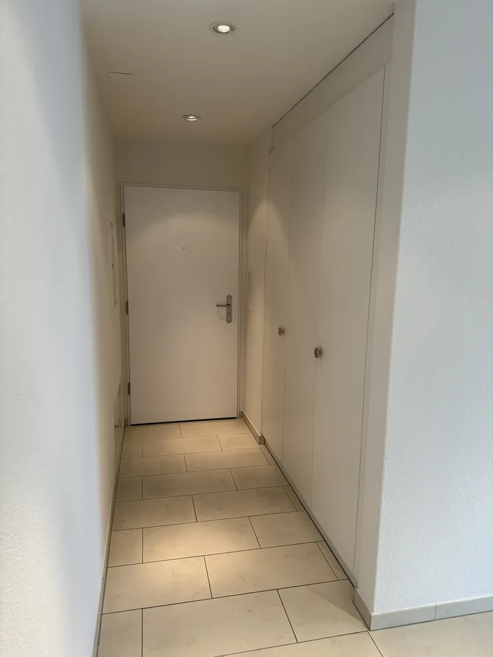 Moderne teilsanierte 4 ½ Zimmer Wohnung mit Sitzplatz
