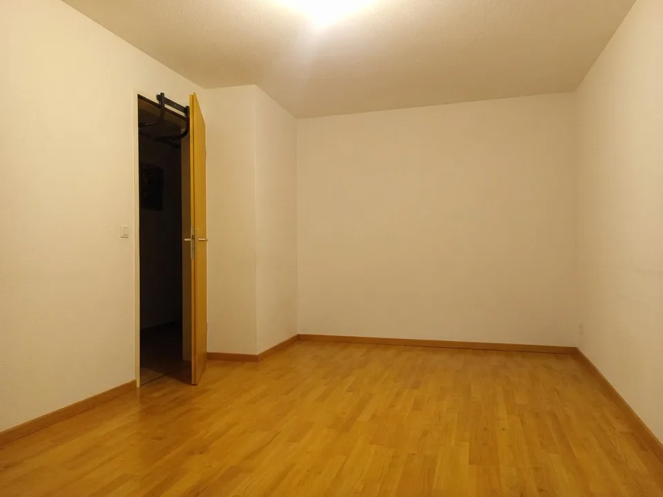 2.5 Zimmer Wohnung mit Gartensitzplatz