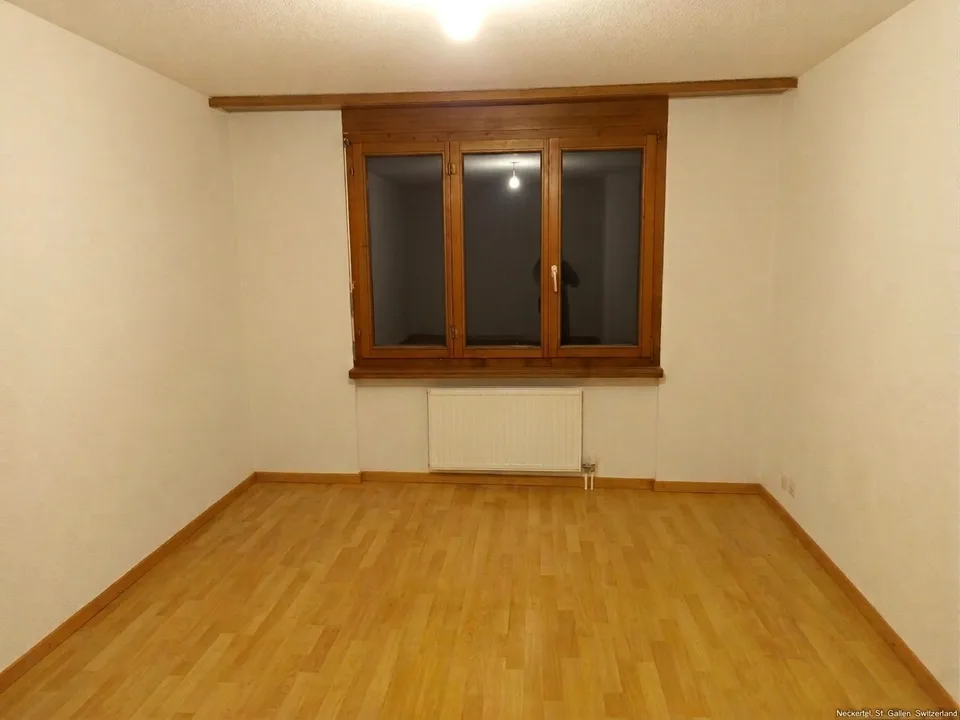 2.5 Zimmer Wohnung mit Gartensitzplatz