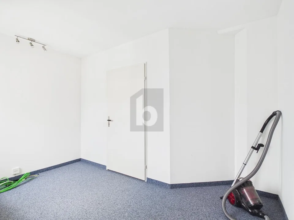 FLEXIBEL - AN SEHR GUTER LAGE