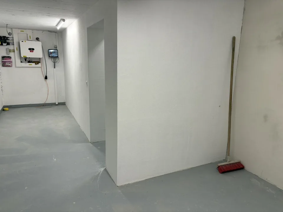 Stauraum oder Platz für Hobby gesucht? Disponibelraum zu vermieten.