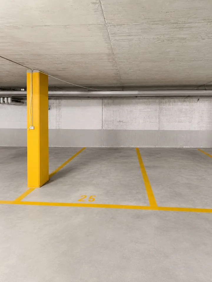 Einstellplatz in der Tiefgarage zu vermieten!
