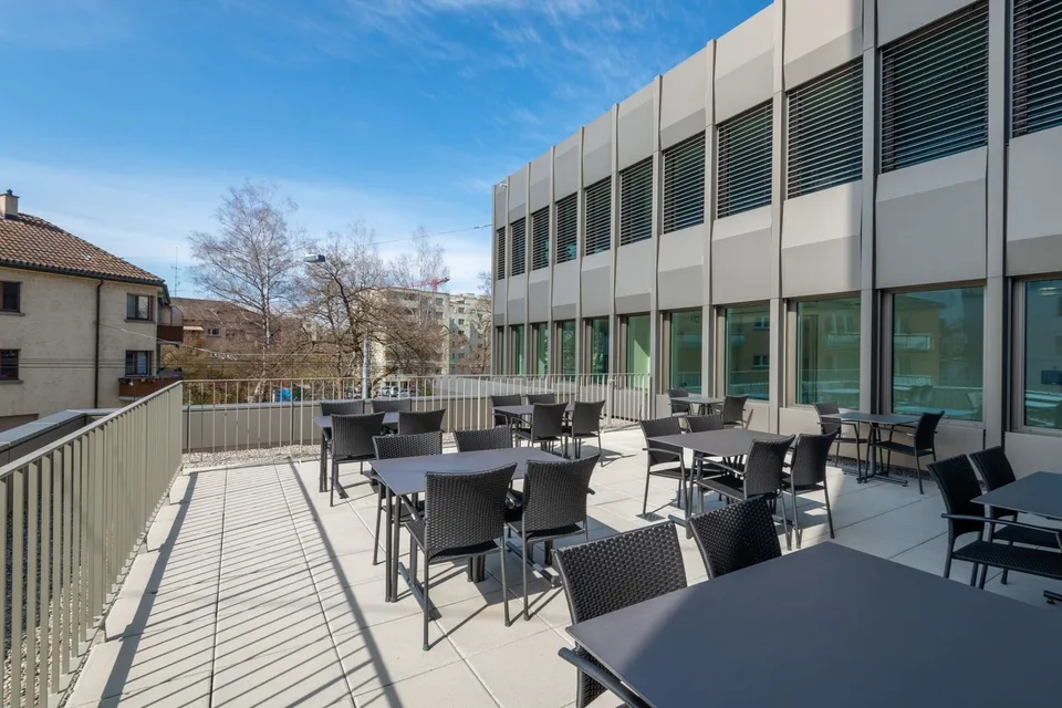 Friesenberg75 - ausgebautes Büro mit Shared-Services