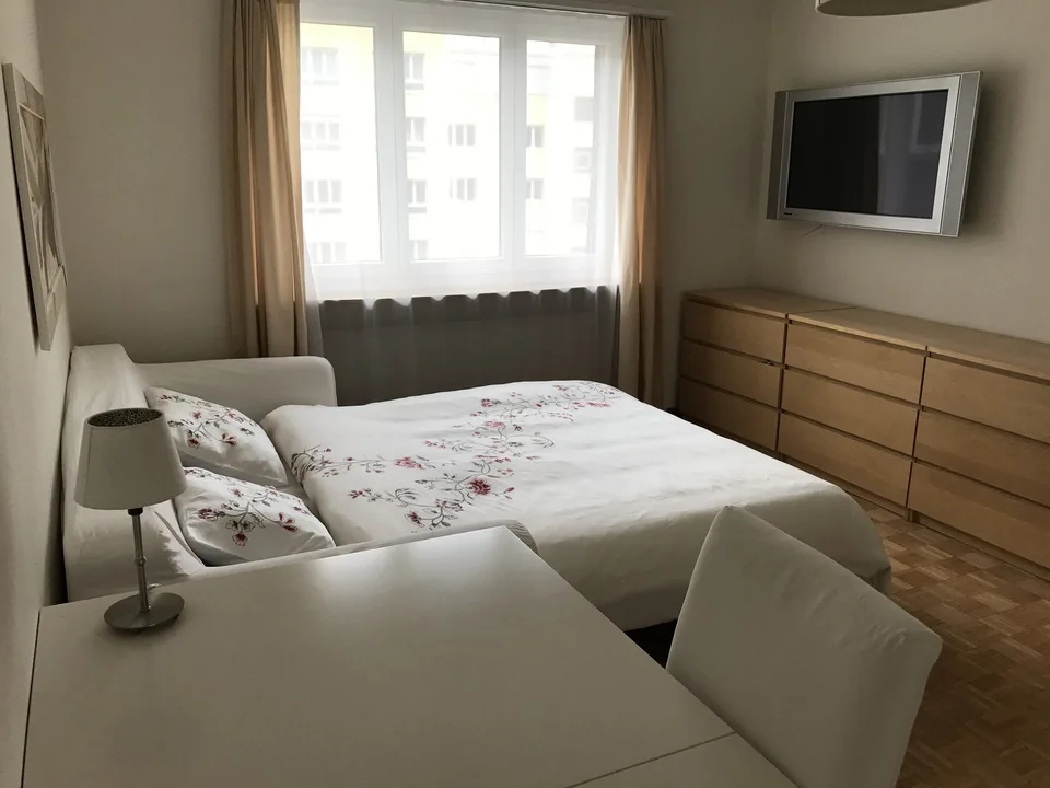Möbliertes WG-Zimmer zu vermieten