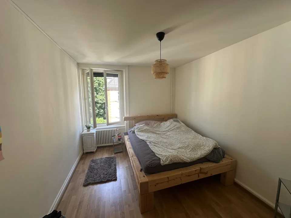 Helle 4½-Zimmer-Wohnung mit viel Charme in Zürich-Wiedikon – ab sofort