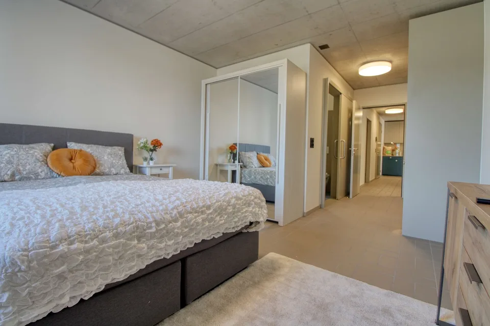 Furnished studio in modernised apartment in a top location