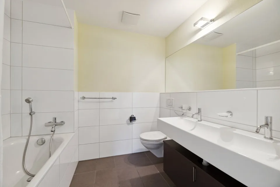 Modern apartment seeking new tenants