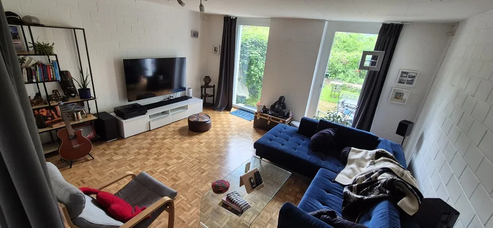 Dachnzimmer in 4.5 Zi. Reihenhaus