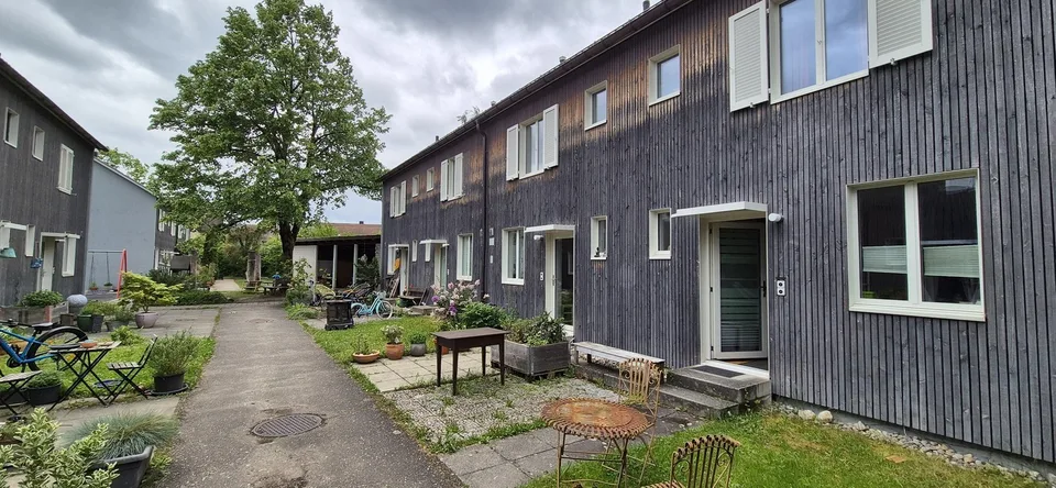 Dachnzimmer in 4.5 Zi. Reihenhaus
