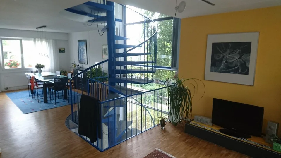 Geräumiges Eckhaus mit Garten in stadtnaher, ruhiger Lage
