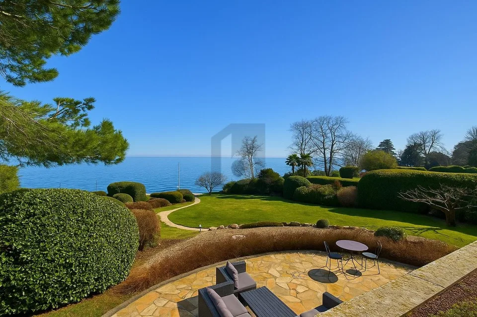 ULTRA EXCLUSIVE AVEC PLAGE ET PONTON PRIVÉS