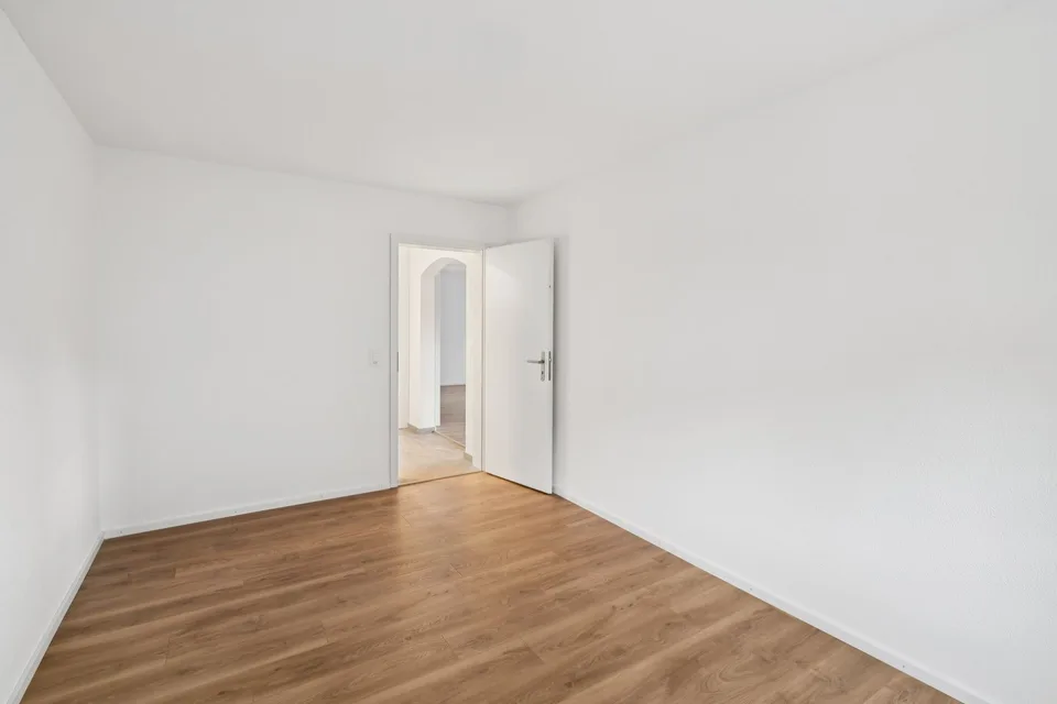 Your new home with garden seating area - 4.5-room apartment after comprehensive renovation