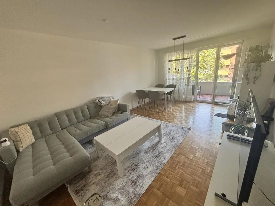 Nachmieter gesucht – Helle 3.5-Zimmer-Wohnung ab sofort verfügbar