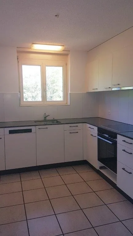 Helle 4.5-Zimmer-Wohnung mit Balkon