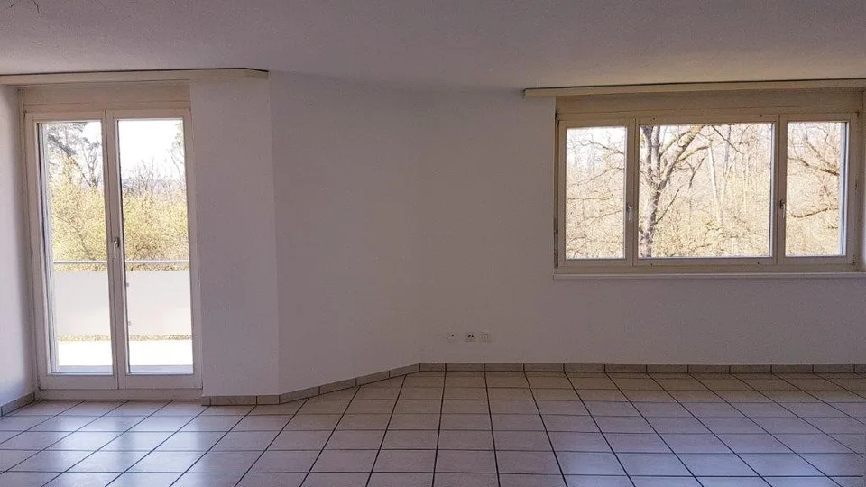 Helle 4.5-Zimmer-Wohnung mit Balkon