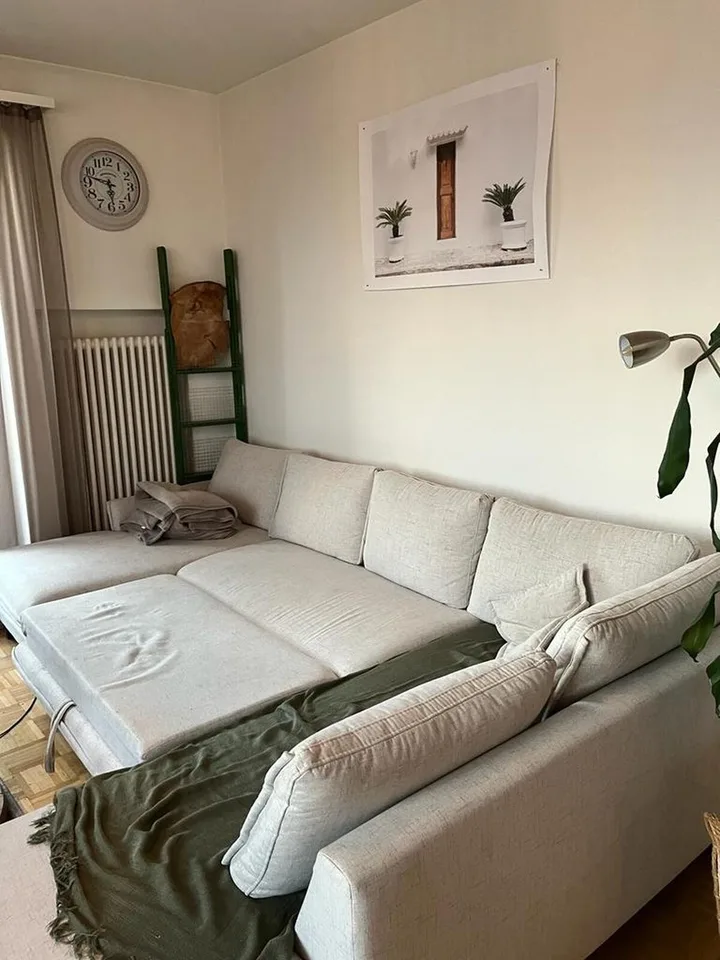 WG-Zimmer mit eigenem Bad zu vermieten nähe Rigiplatz/Uni Spital/ETH | Room to rent with own bathroom near Rigiplatz/Uni Hospital/ETH