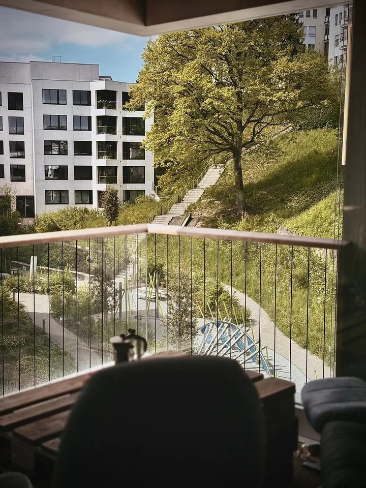 Zimmer in 4er-WG ab September frei (5 1/2 Zimmer Wohnung)