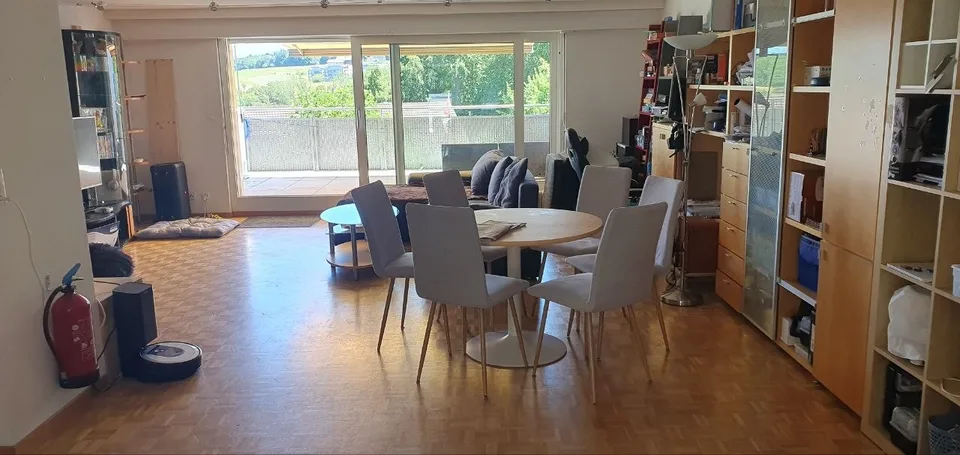 Verstärkung für unsere 3er-WG gesucht mit 9,8m² Zimmer
