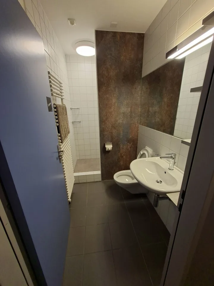 möbliertes, helles WG-Zimmer - zentral, modern und alles inklusive, 3.OG Zimmer Nr. 3