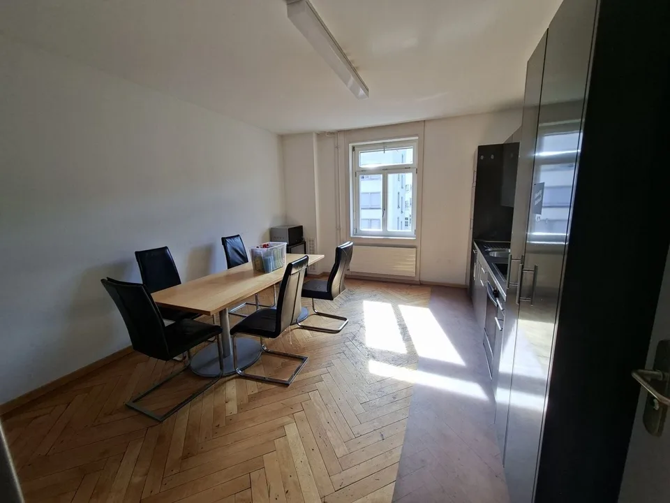 möbliertes, helles WG-Zimmer - zentral, modern und alles inklusive, 3.OG Zimmer Nr. 3