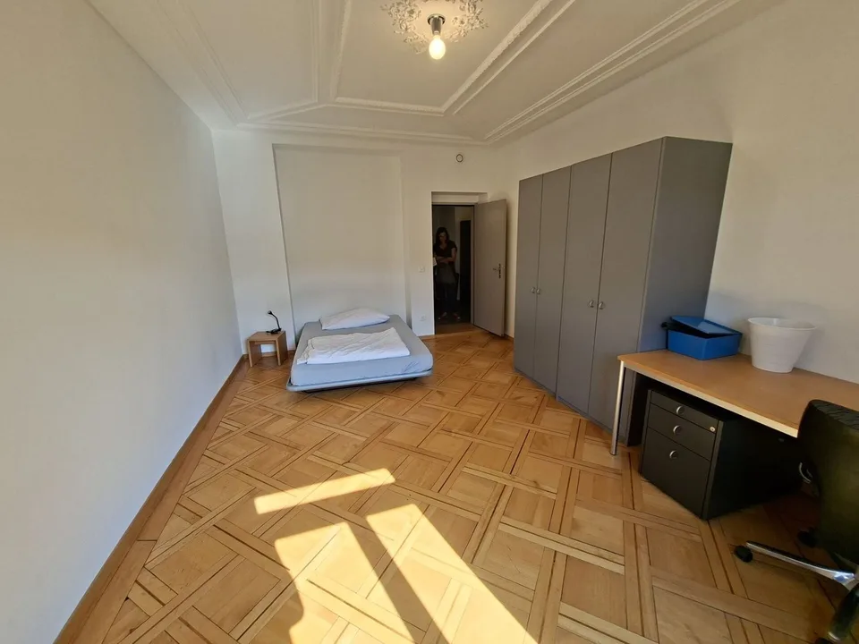 möbliertes, helles WG-Zimmer - zentral, modern und alles inklusive, 3.OG Zimmer Nr. 2