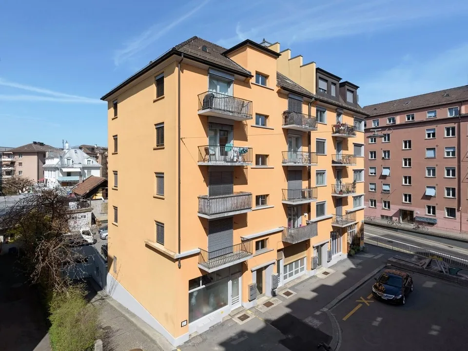 Einstellplatz in Tiefgarage, 8045 Zürich