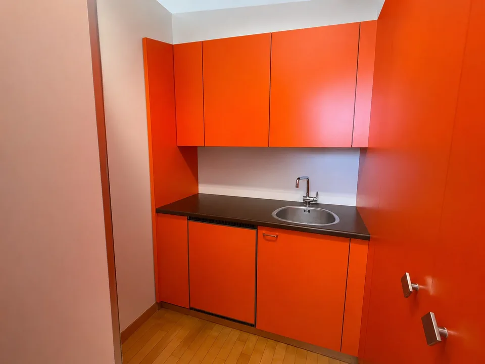 "Repräsentativer Raum im TMC zu vermieten Nr. 566"