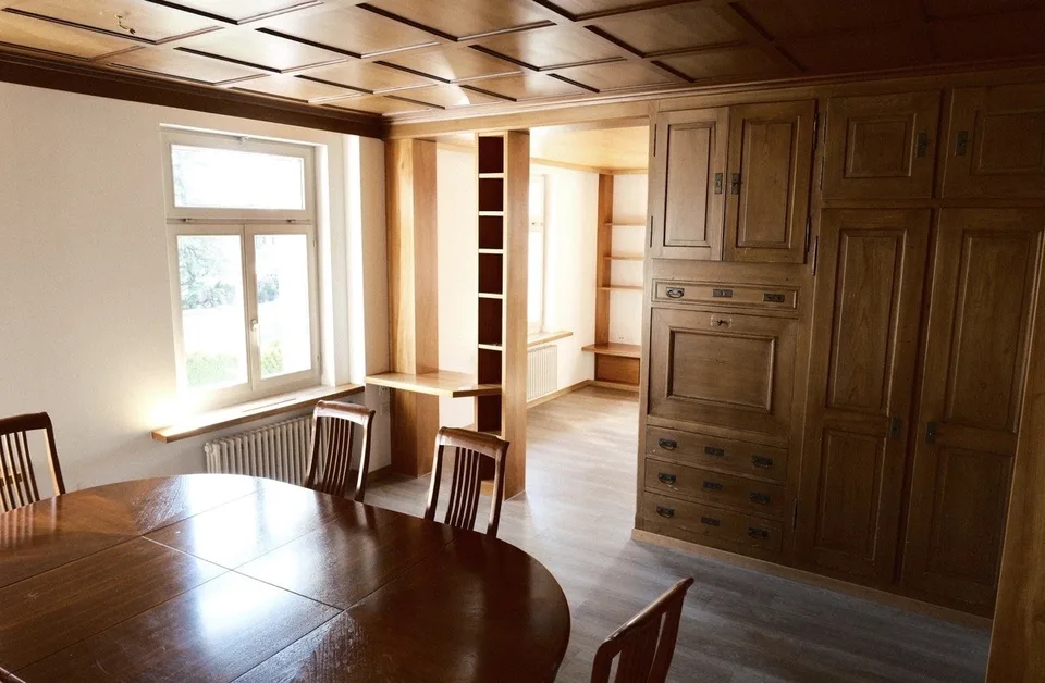 Grosszügige 3.5-Zimmer-Wohnung mit Sonnenterrasse und Garten