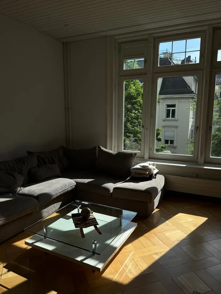 Beautiful Large Room in Hottingen near Kunsthaus for Rent