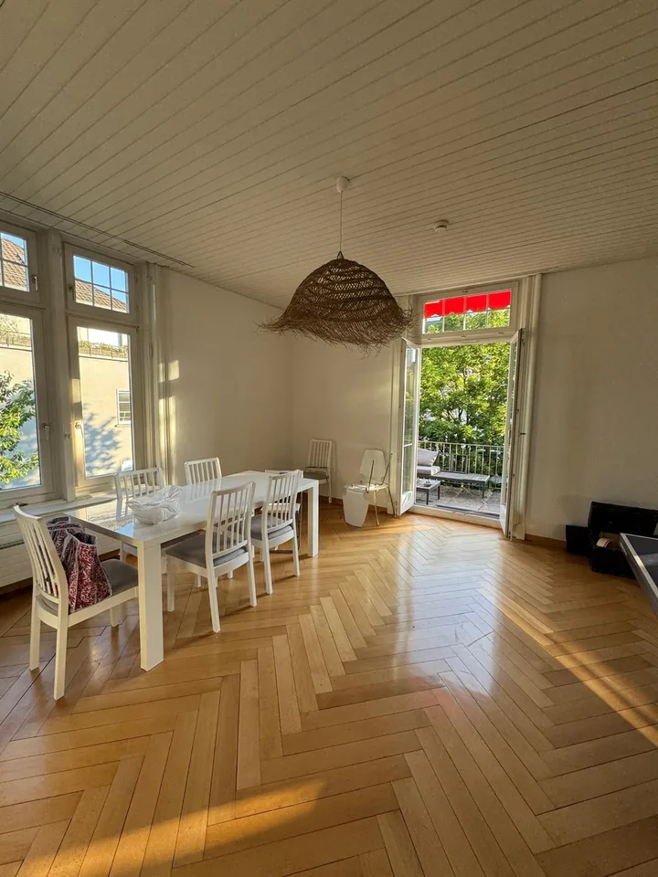 Beautiful Large Room in Hottingen near Kunsthaus for Rent