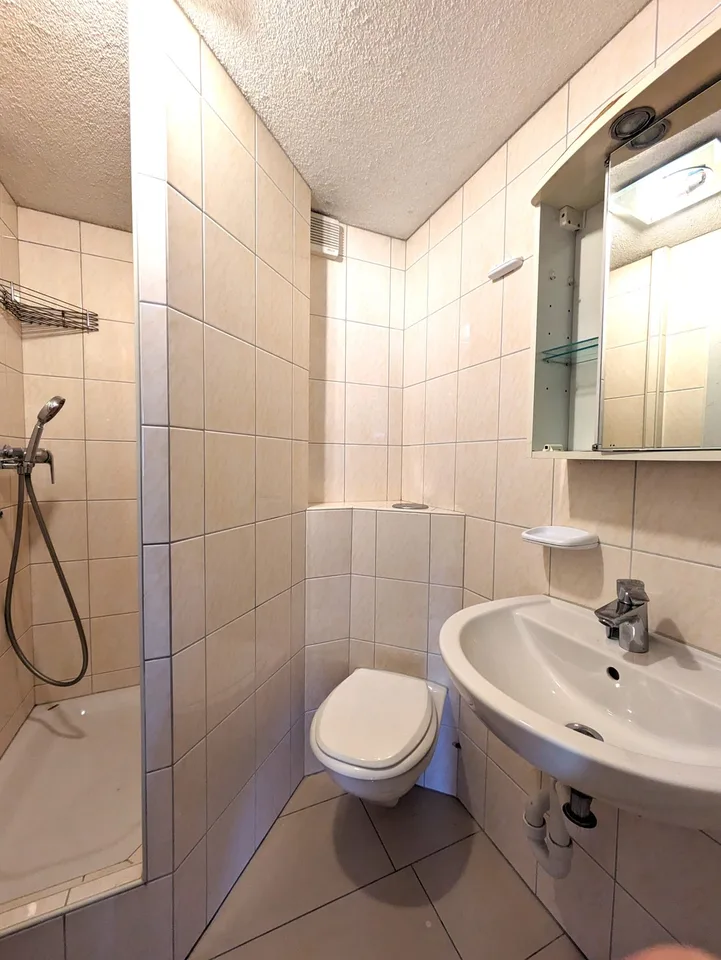 Büro-Wohnatelier mit Küche/WC/Dusche ab 1.12.2026 im BLOCK31