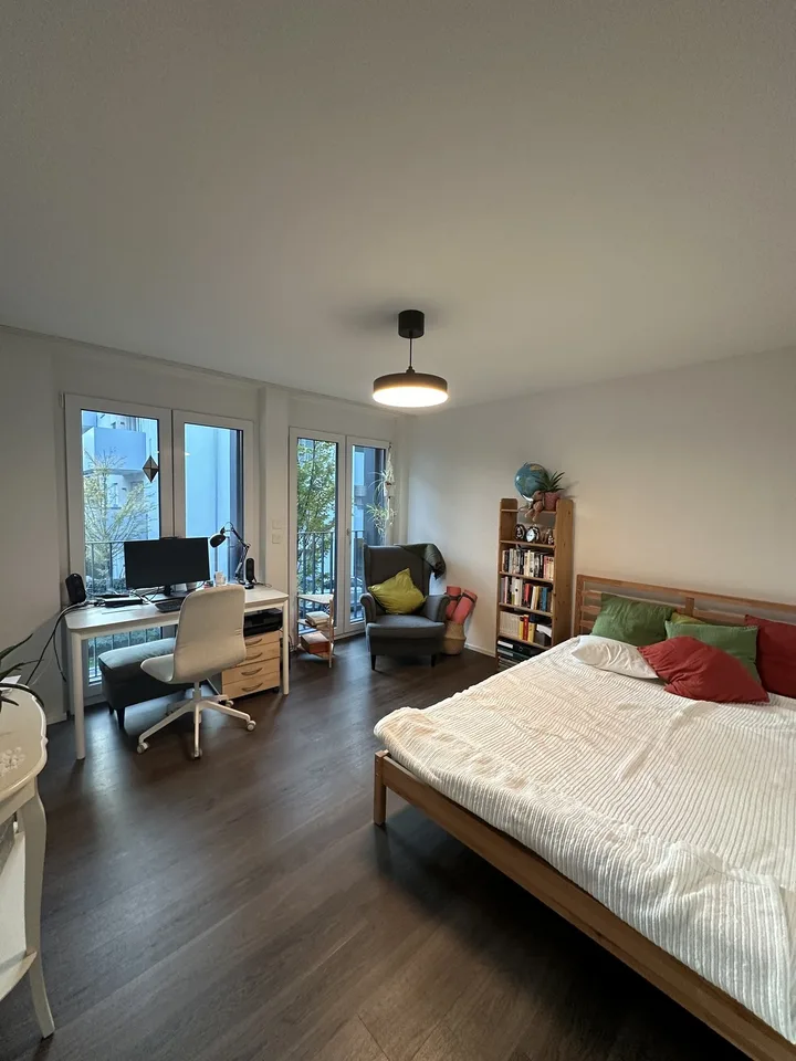 Grosszügige, moderne 3.5 Zimmerwohnung