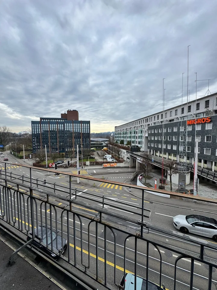 3 Zimmer in 3er WG an bester Lage direkt beim Sihlcity zu vermieten