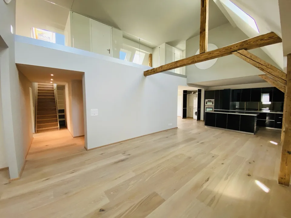Unique Penthouse-Maisonette mit privatem Liftzugang & traumhafter Sonnenterrasse