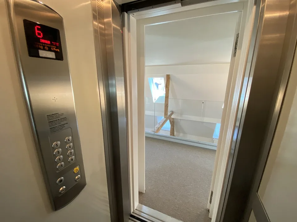 Unique Penthouse-Maisonette mit privatem Liftzugang & traumhafter Sonnenterrasse