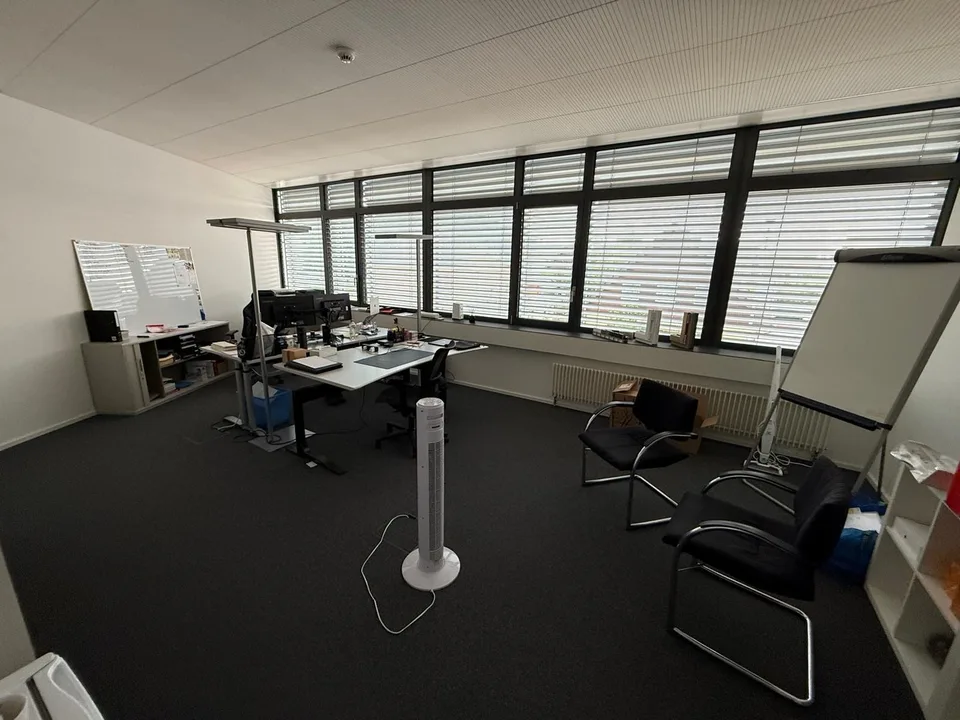 Nachmieter gesucht - Helles Einzelbüro in Hunzenschwil (AG)