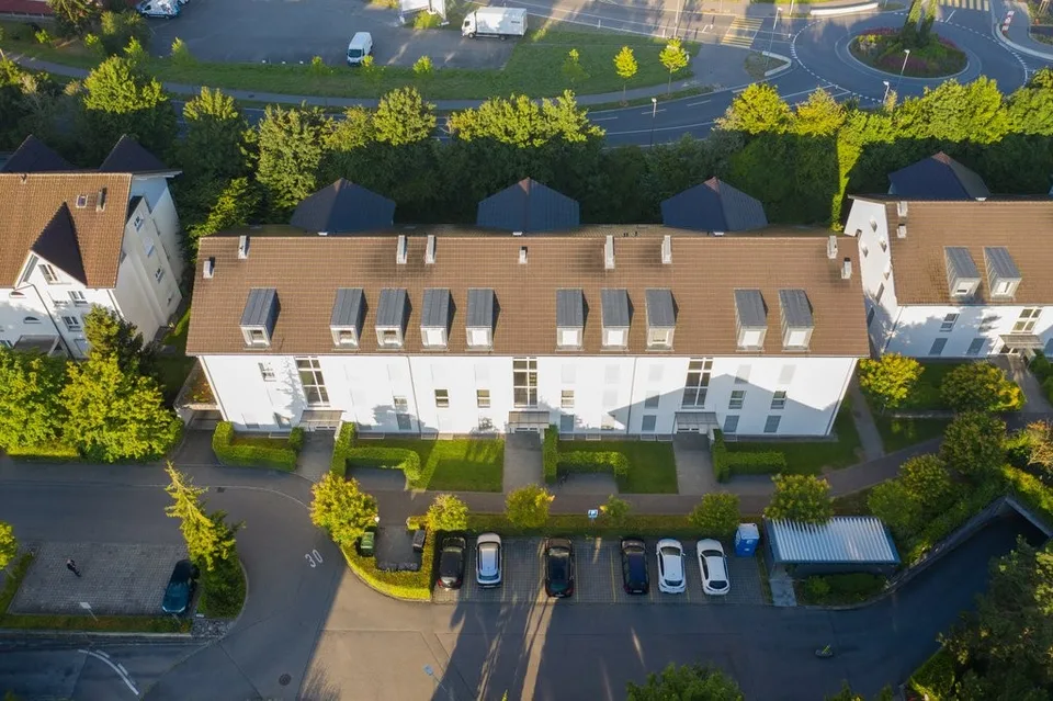 Einstellhallenparkplatz in Kehrsatz
