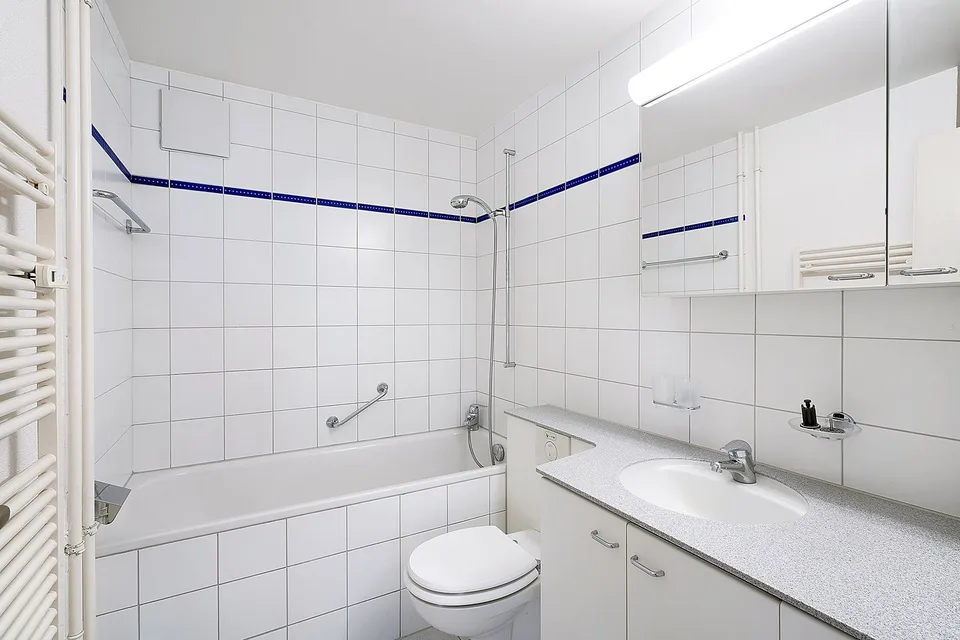 Living near the lively Burgfelderplatz