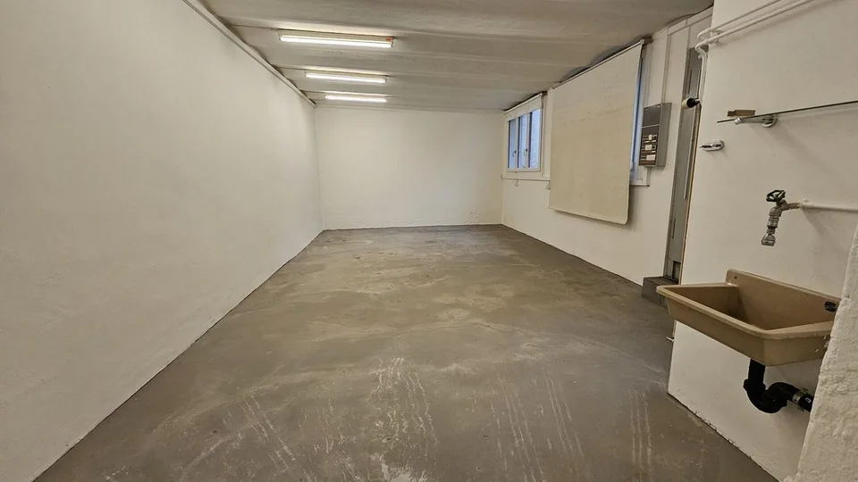 Grosszügiger Hobby/ Lagerraum in Basel zu vermieten