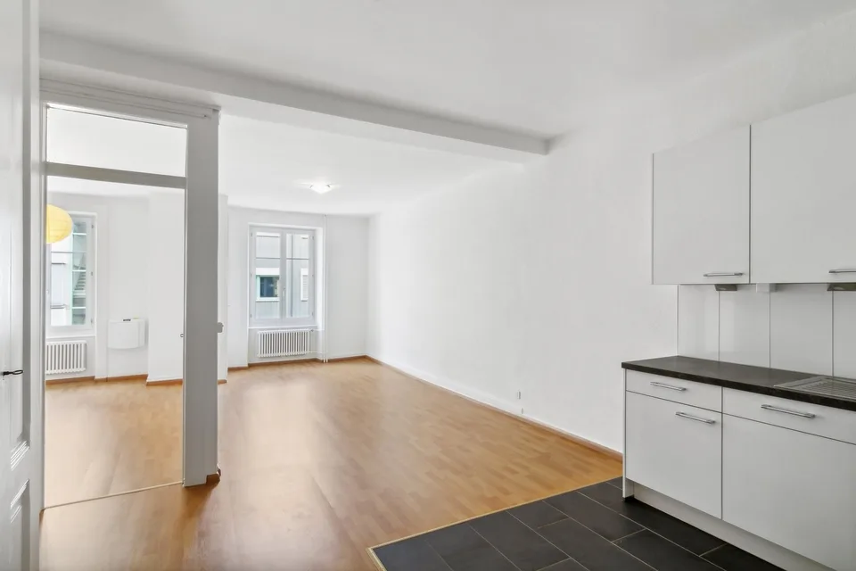Ideale Lage - Balkon - geräumig