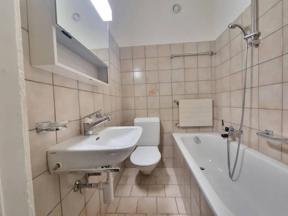 Ideale Lage - Balkon - geräumig – Foto 7 von 7