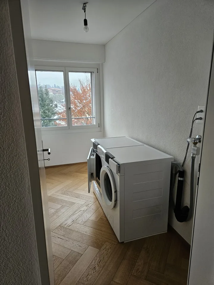 Großzügige, moderne Wohnung 4.5 Zimmerwohnung